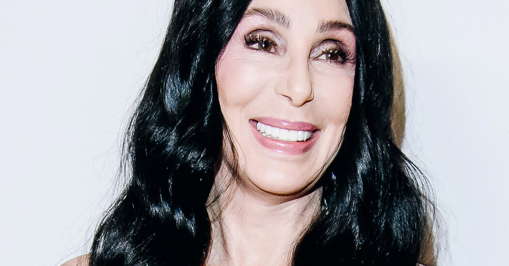 Cher on Her First Christmas LP, a New Beau and 25 Years of ‘Believe’